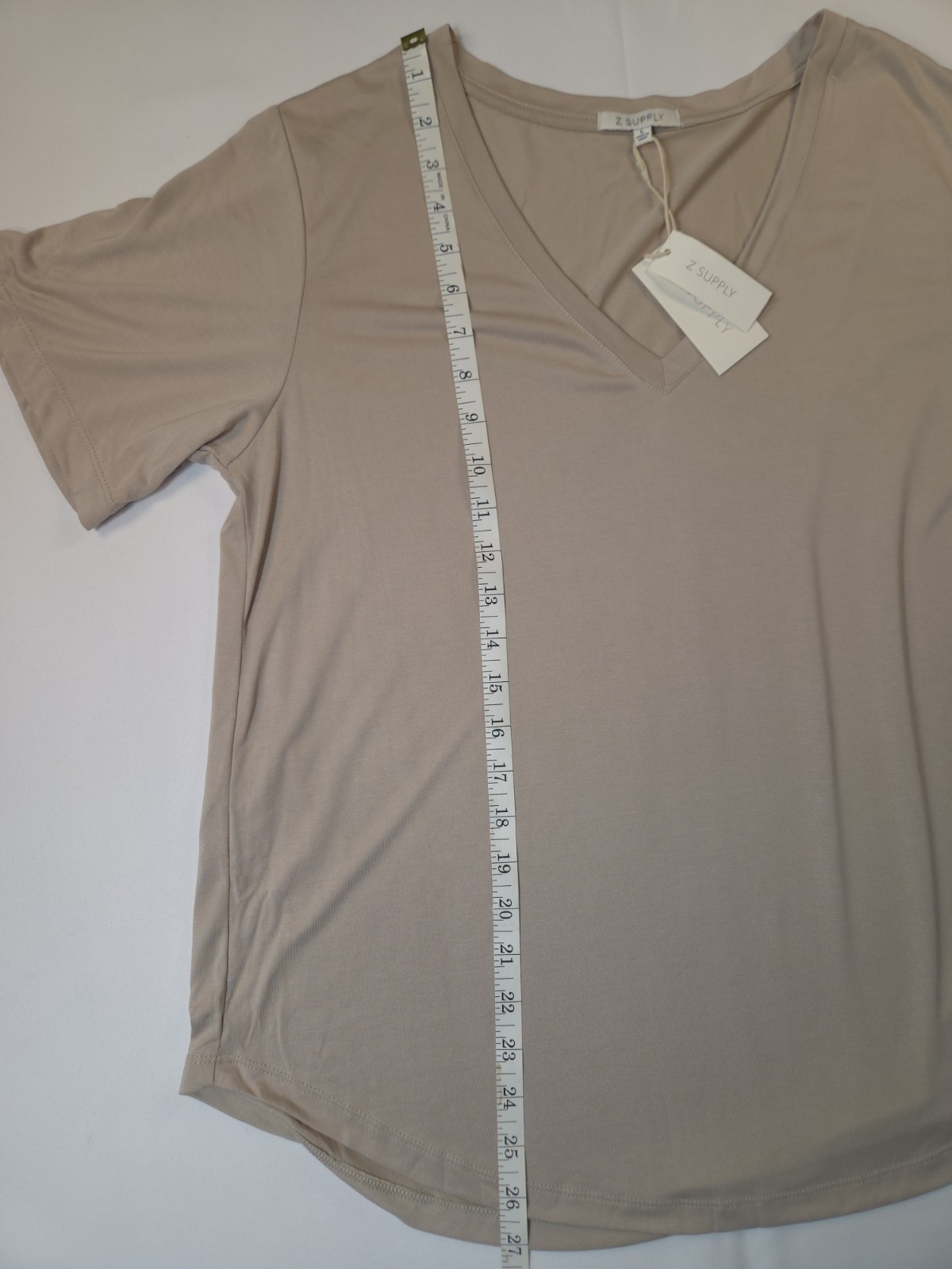 Z Supply Beige Short Sleeve Top V-Neck Size Large NWT