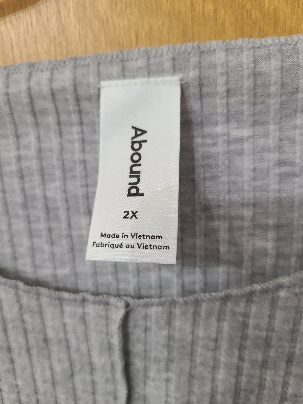 Lot Of 2 Women’s Tops, Abound Gray 2x Crop NWT & Wavvy 3x Coral Sleeveless NWOT