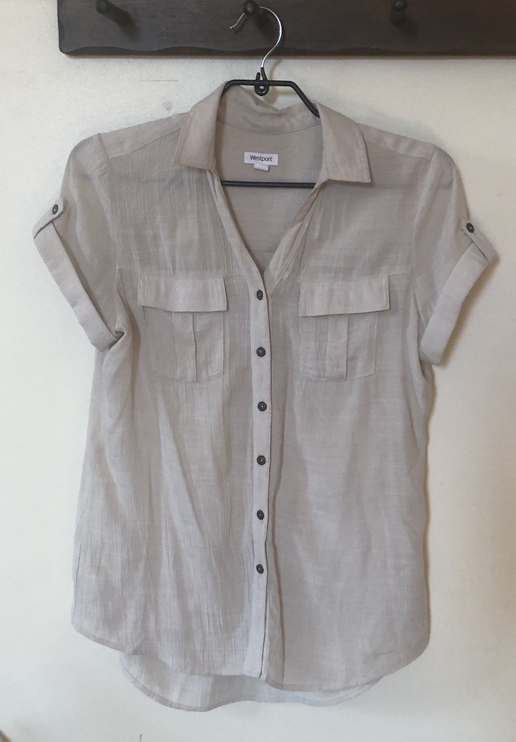 Westport Womens S Lightweight Sheer Gauzey Beige Short Sleeve Button Up Pockets
