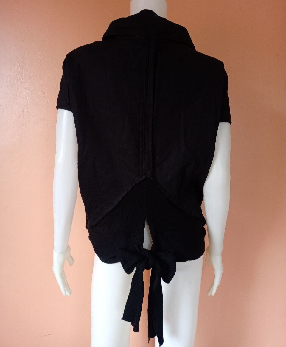 HIROMI TSUYOSHI PLEATED BUTTON DOWN BOW TOP BLACK SIZE 2