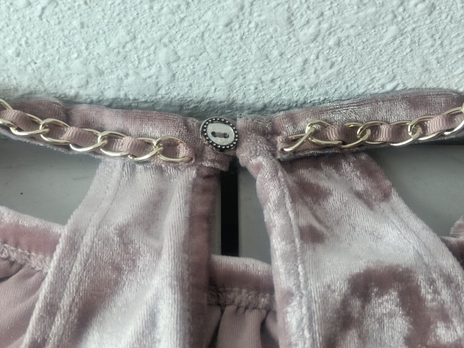 Occasion Tank Blouse Women’s S Shiny Mauve Elegant Pink Golden Chain Neckline