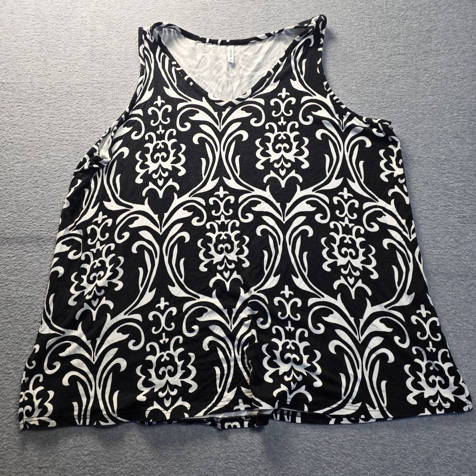 Longyuan Sleeveless Swing Tank Top Womens 2XL Black White Damask Print V Neck