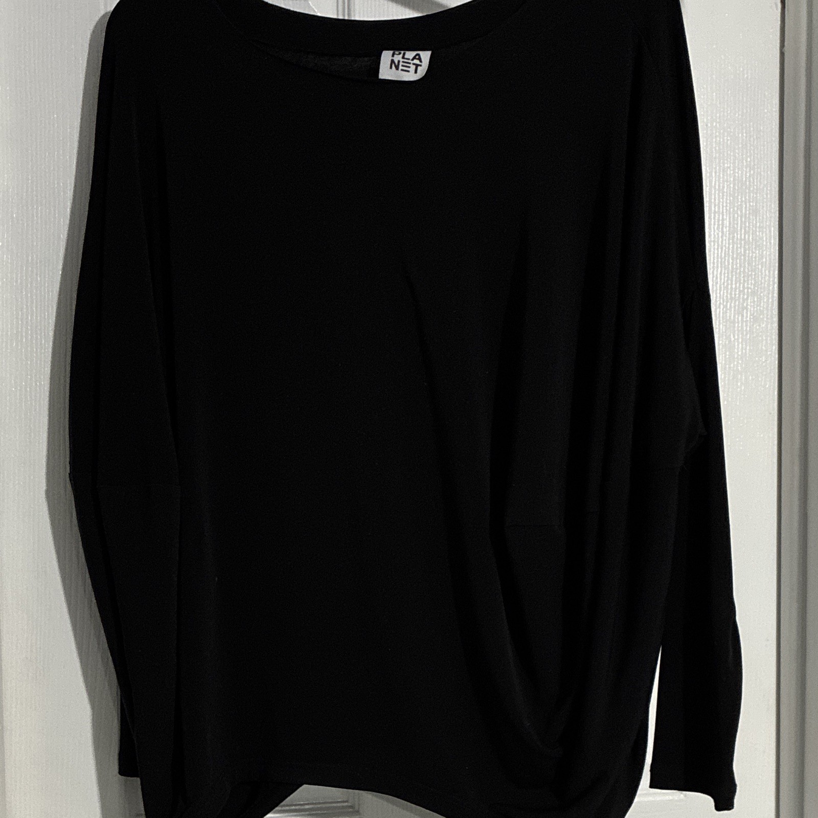 Planet Women’s Black Microfiber Round Neck Long Sleeve Top One Size