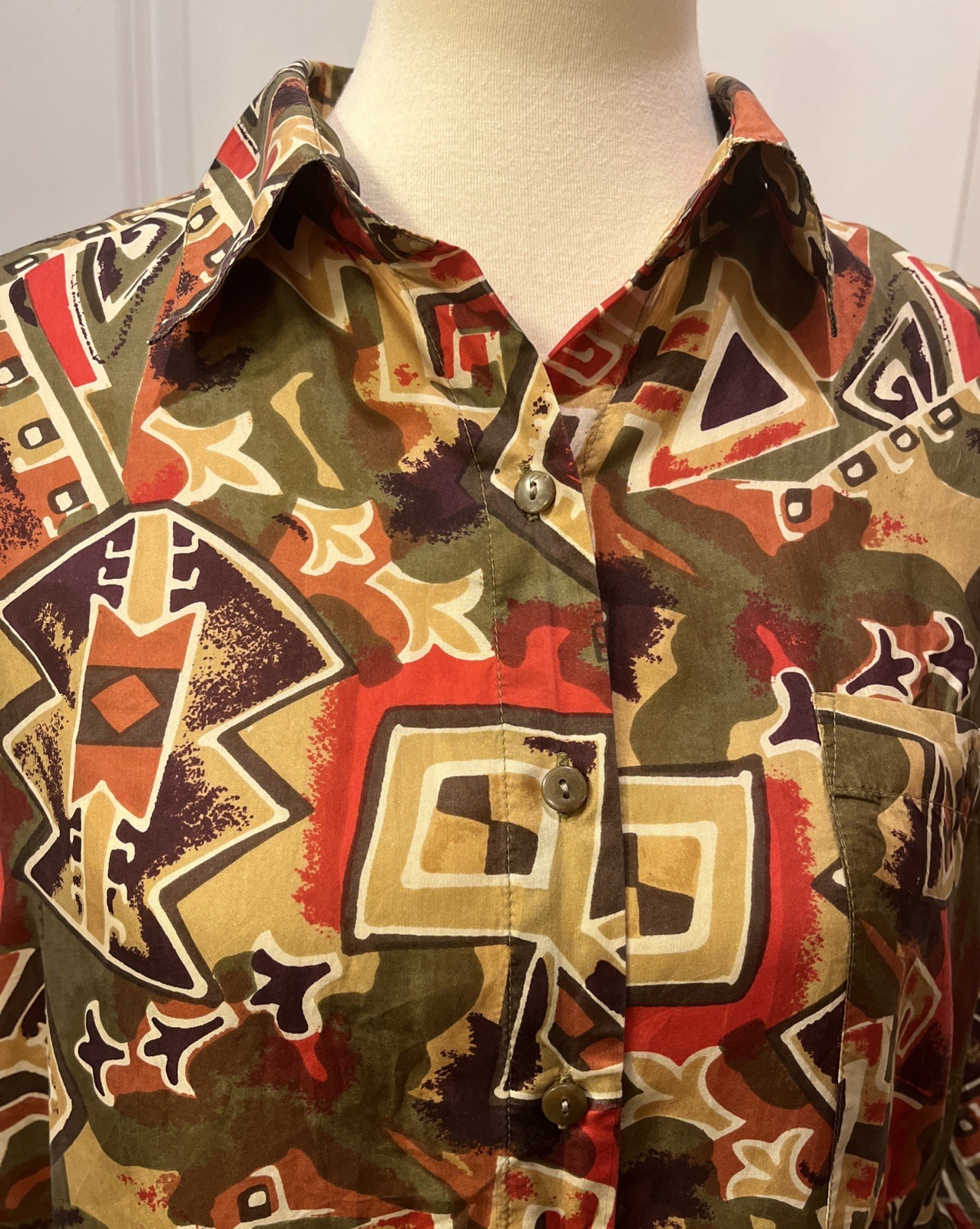 100% Silk Camp Shirt Y2K Large Button Up Gold Geometric Oversized Vintage