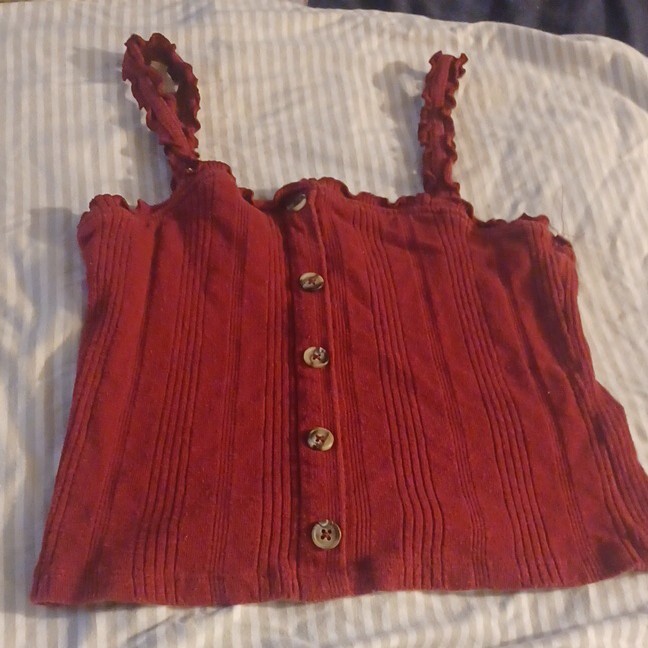 Aéropostale Women’s Red Solid Ribbed Knit Square Neck Button Crop Tank Top M