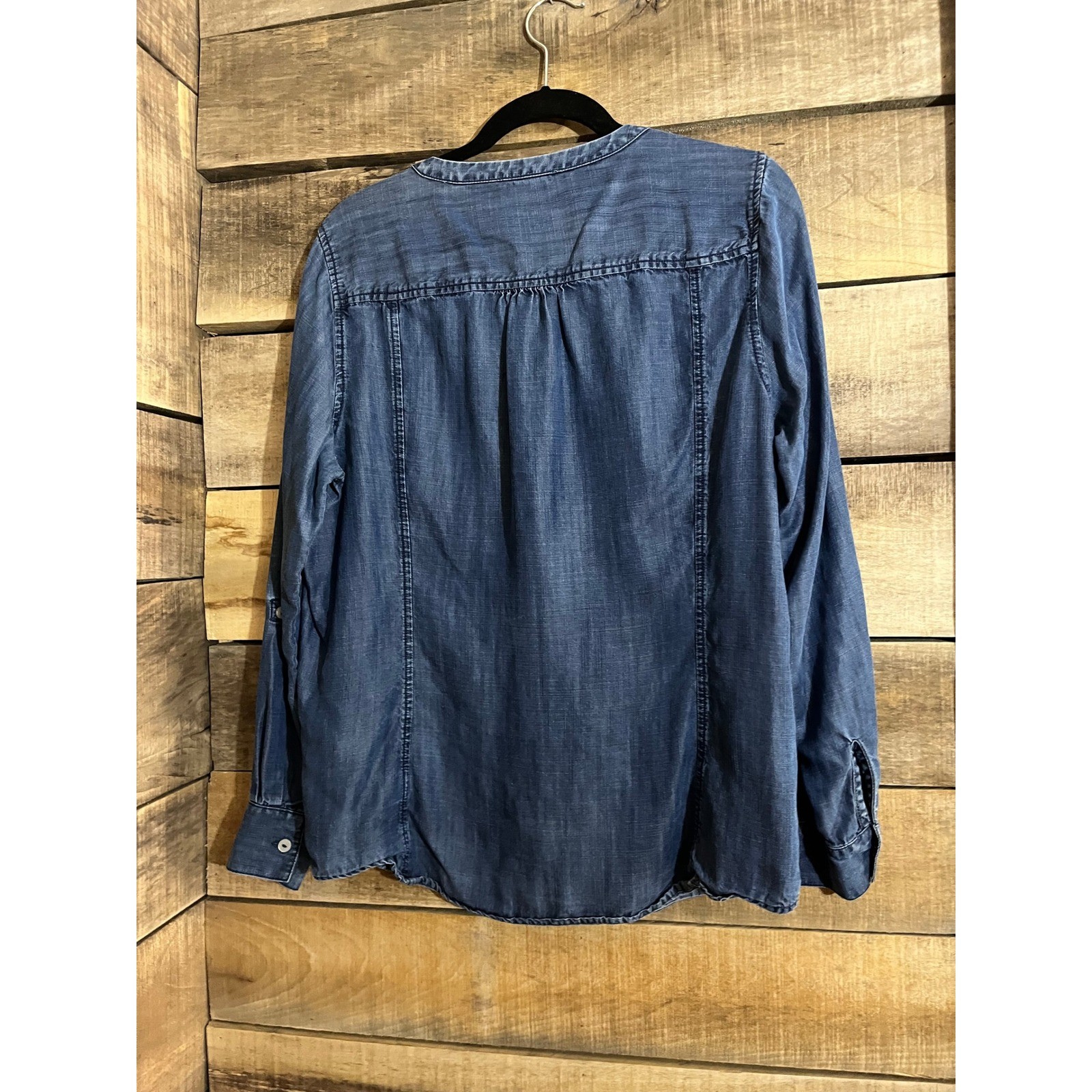 Coldwater Creek Blue Tencel Lyocell Pintuck Button Front Denim Blouse Medium