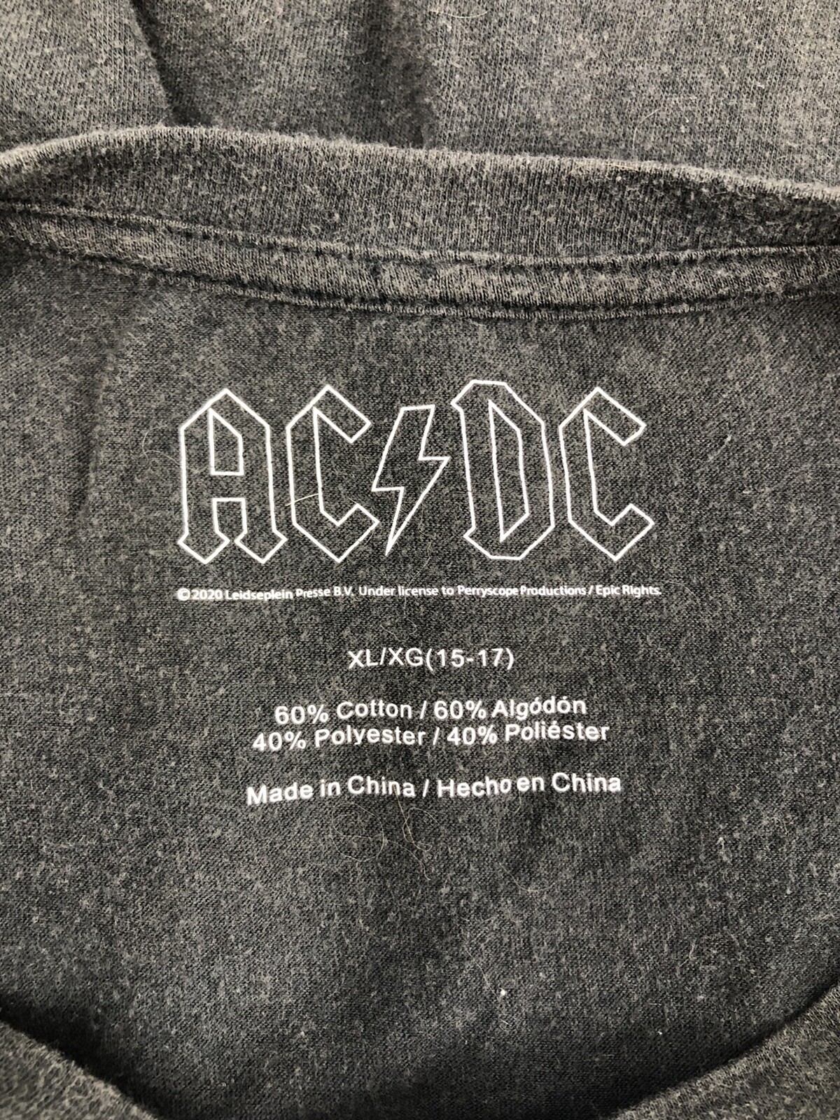 AC/DC Band Tee Shirt Womens XL 1981 Live Tour Graphic Short Sleeve Rock Music