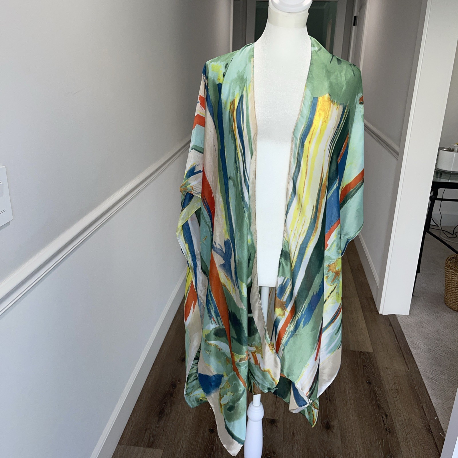 Vince Camuto Floral Lightweight Swim Suit Cover-up Watercolor Kimono Artsy FLAW