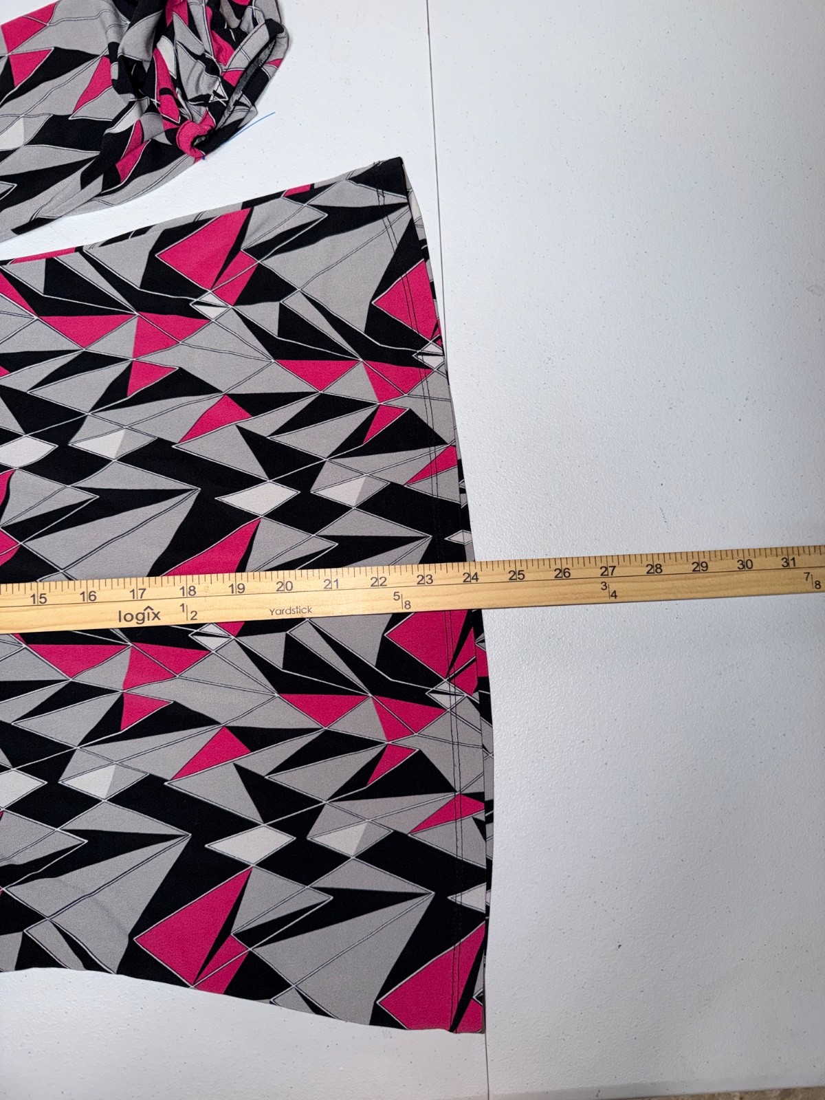 Worthington blouse womens size medium long sleeve pink patterned stretch top