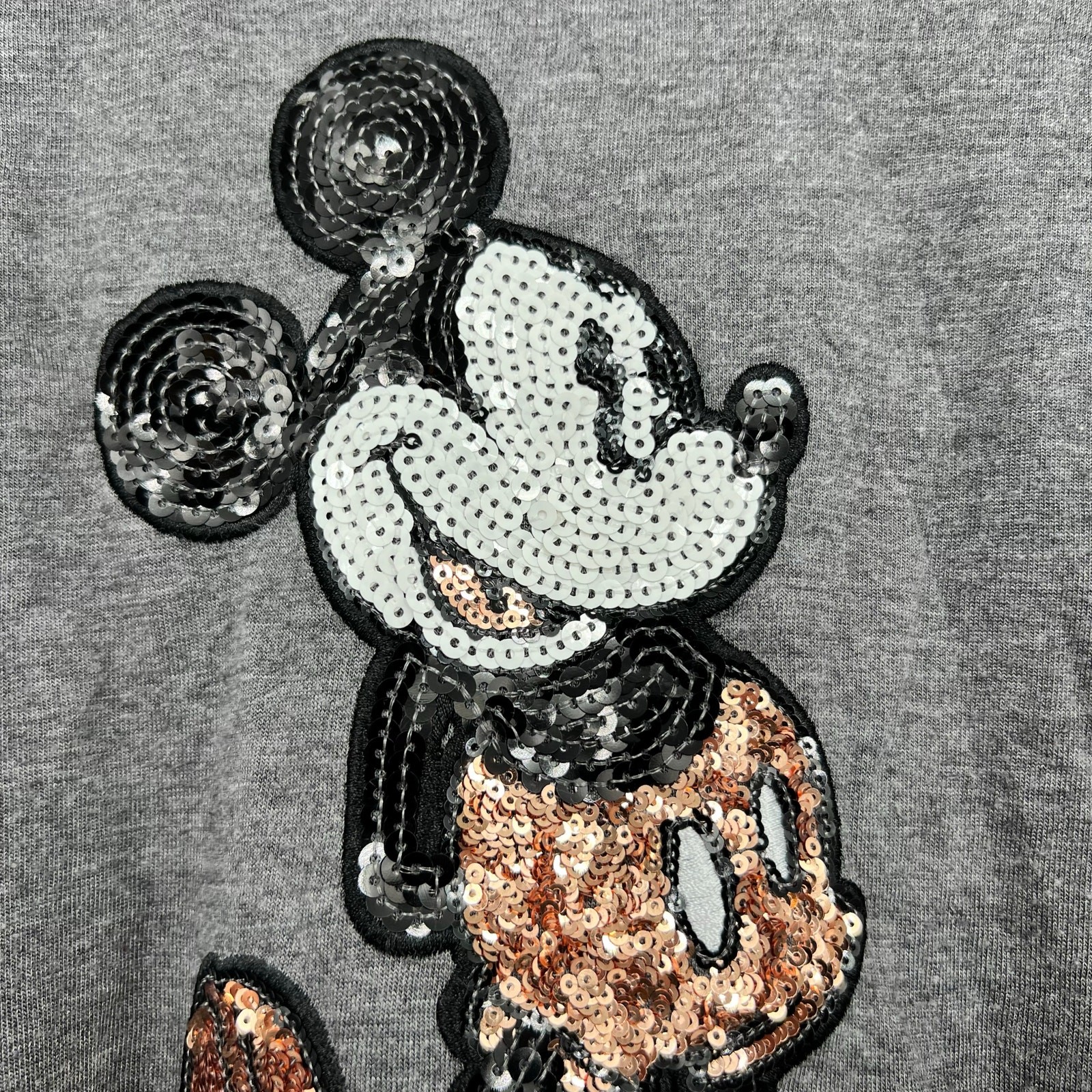 Disney Parks Authentic V-Neck bronze Sequin Mickey Mouse Gray Pullover Top sz XL