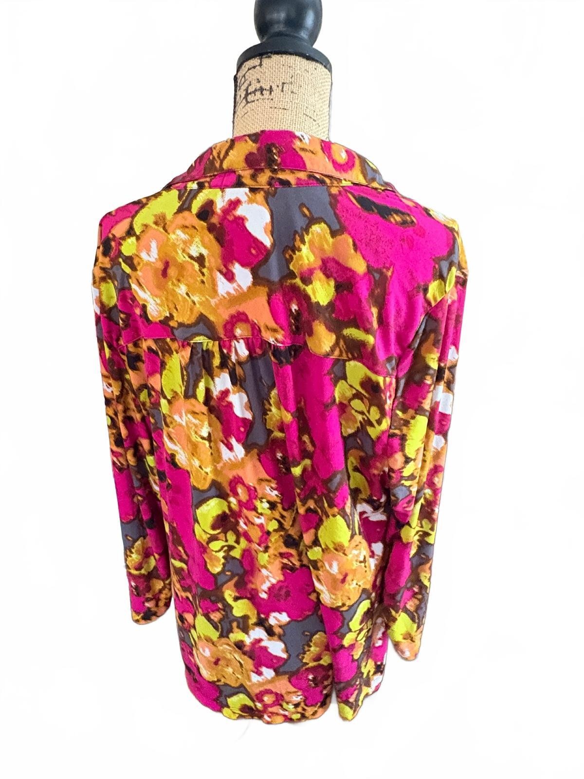 Alfani Woman Vibrant Floral Button-Up Blouse, Size 1X, Hollywood Studio Piece