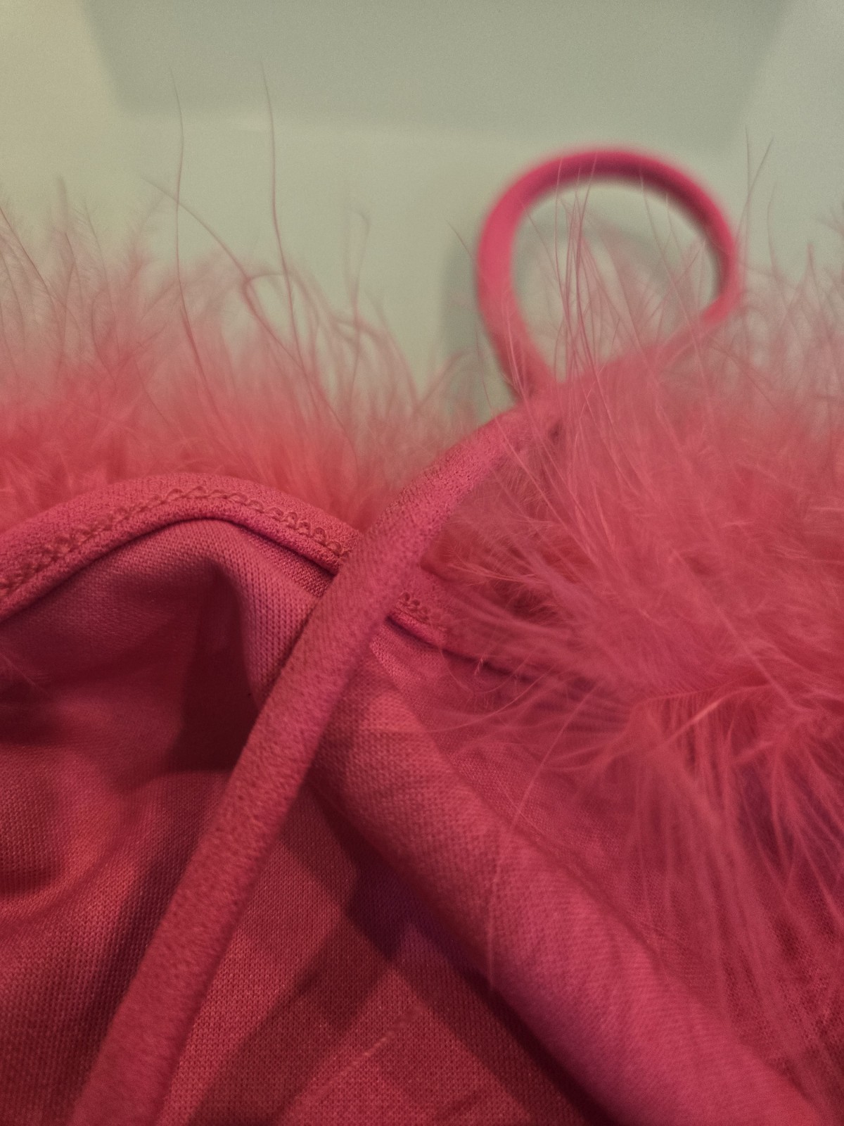 Love J Hot Pink Spaghetti Strap Faux Fur Trim Tank Top Juniors Size XL RN#109195
