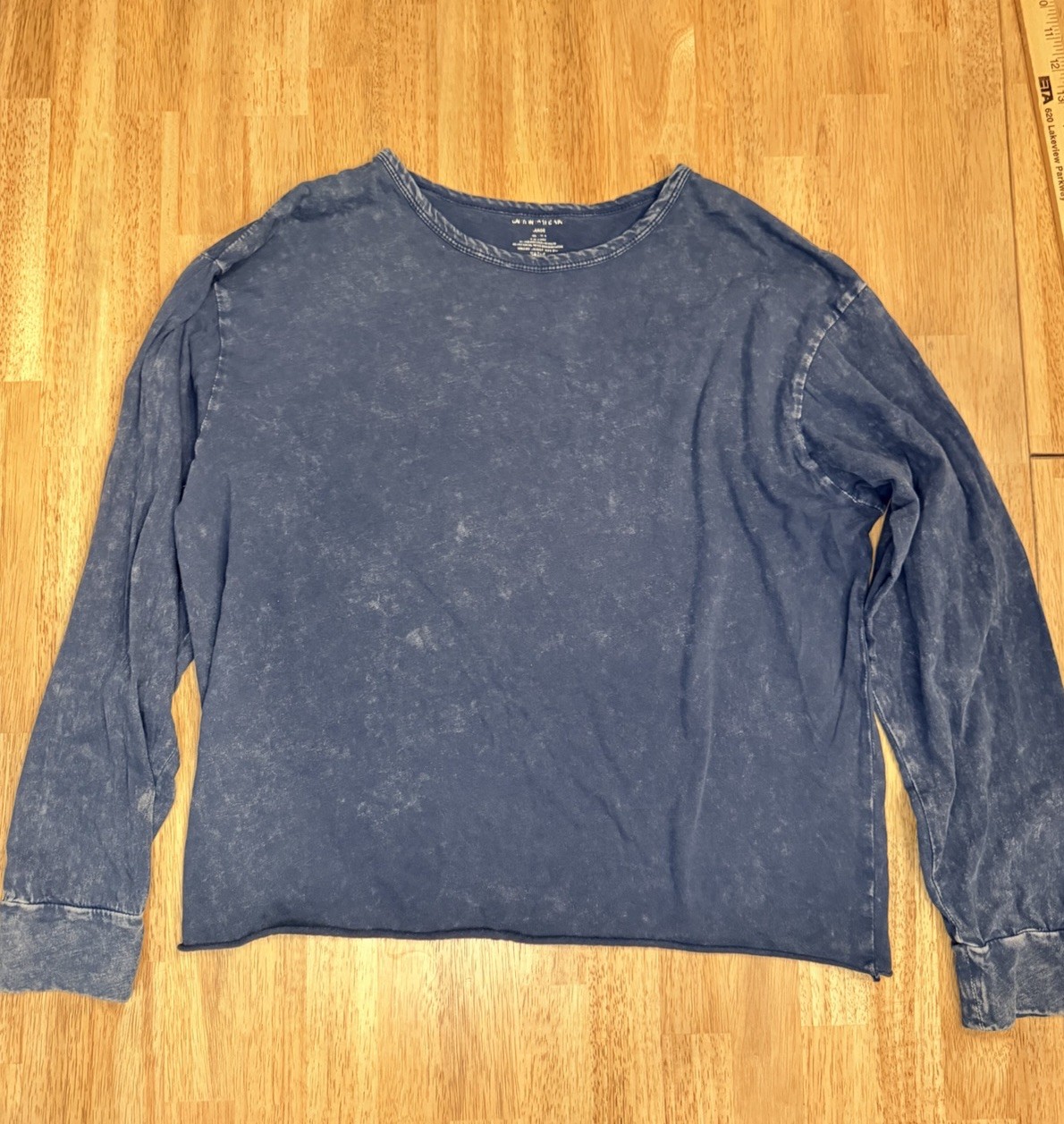 Caution to the Wind Blue Acid Wash Tie Dye Long Sleeve Rolled Hem Crop Womens L