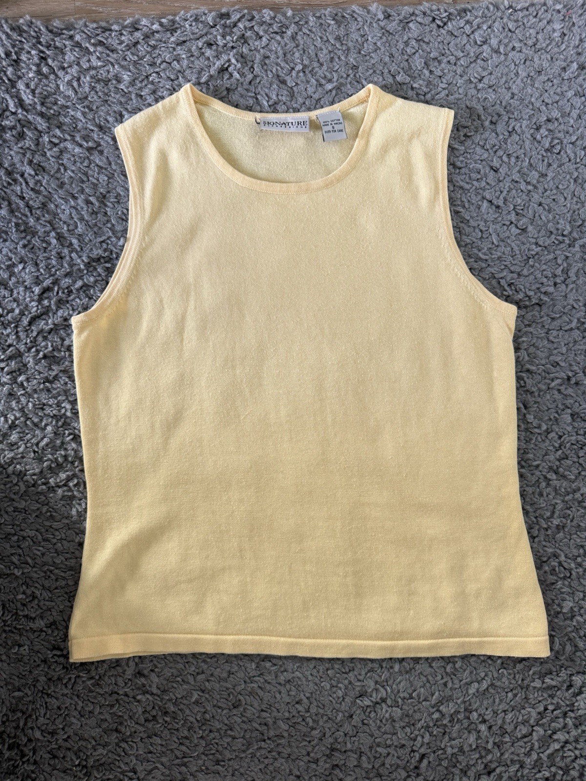 Vintage Signature Expressions Woman’s Sleeveless Top Butter Yellow Y2K Size S