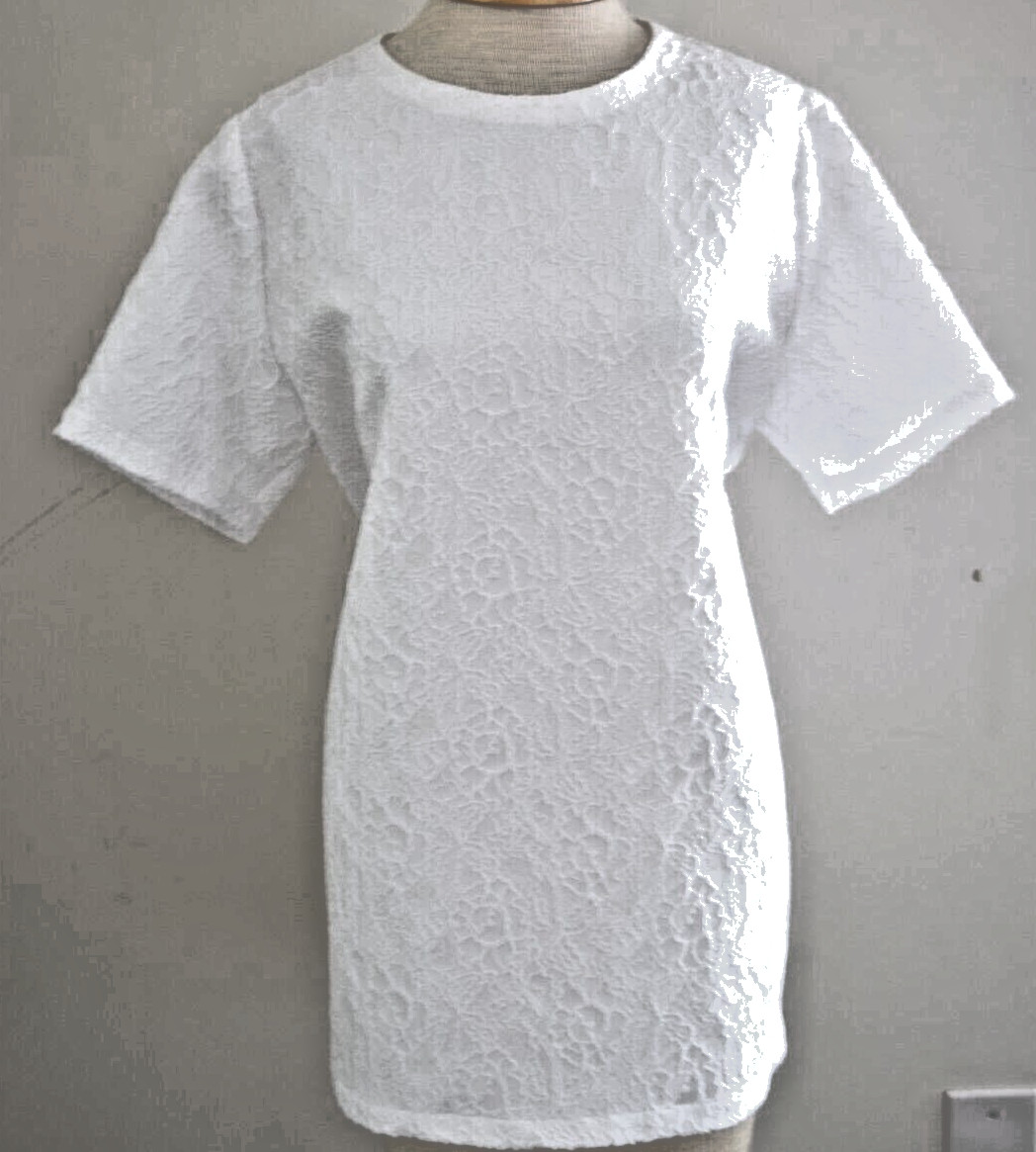 GIVENCHY WHITE BROCADE SHORT SLEEVES BACK ZIPPER SIZE 42