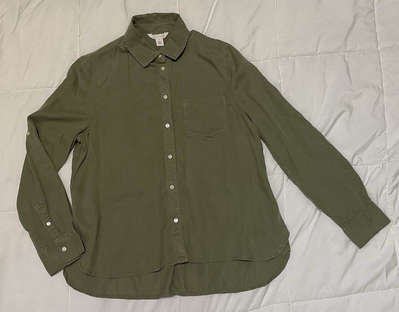 NWT Caslon Olive Green Women’s Roll Tab Sleeve Button Down Blouse Small Hi Low