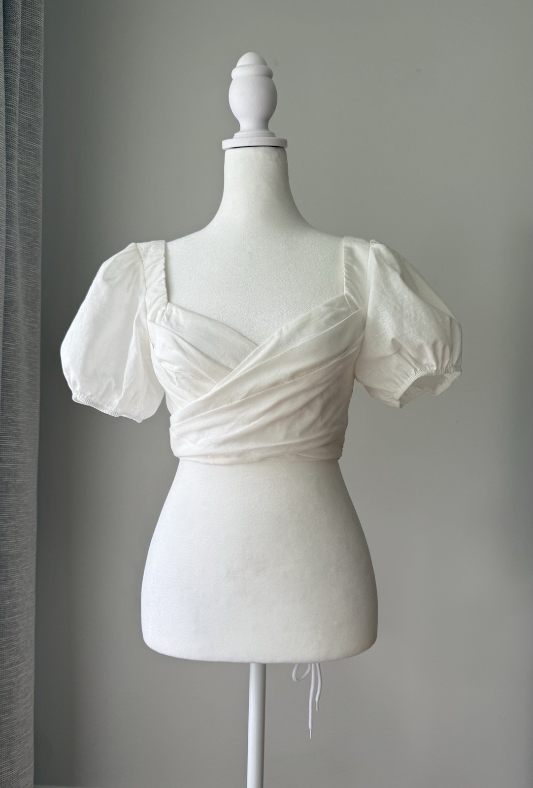 Hello Molly White Linen Blend Puff Sleeve Crop Top XS US 2