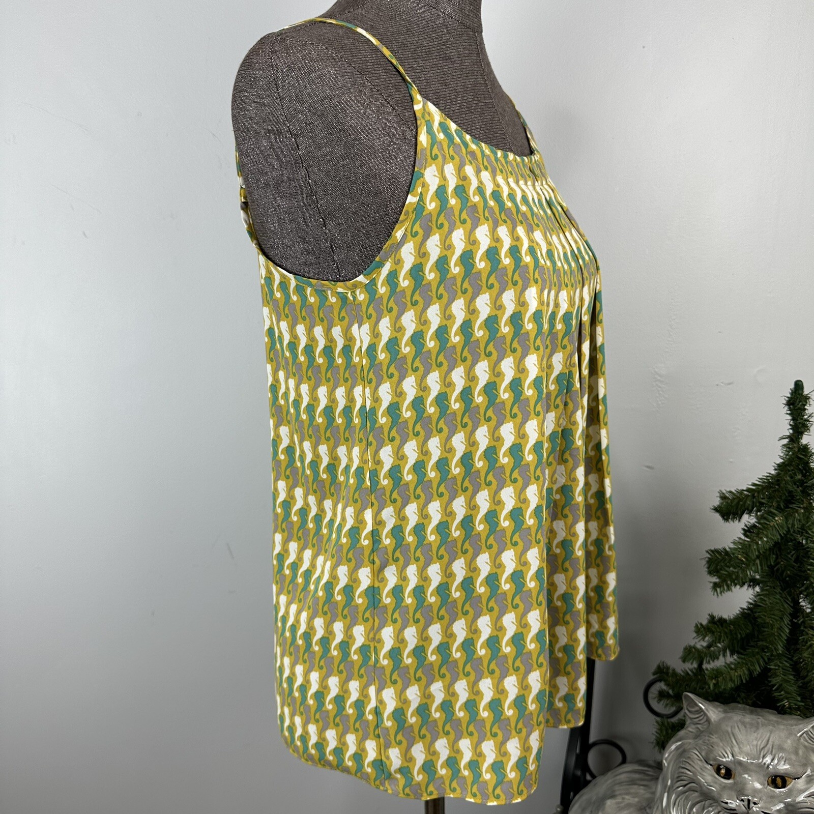 CAbi Womens Mustard Gold Teal Green Ivory Seahorse Print Camisole Tank Top Sz S
