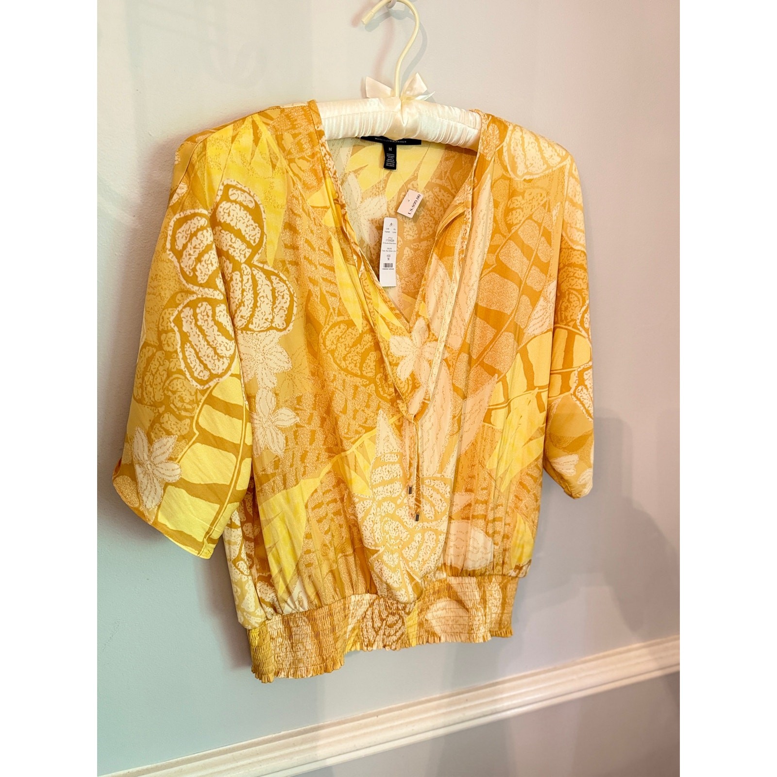 White House Black Market Smocked Hem Tropical Print Blouse Top NWT M