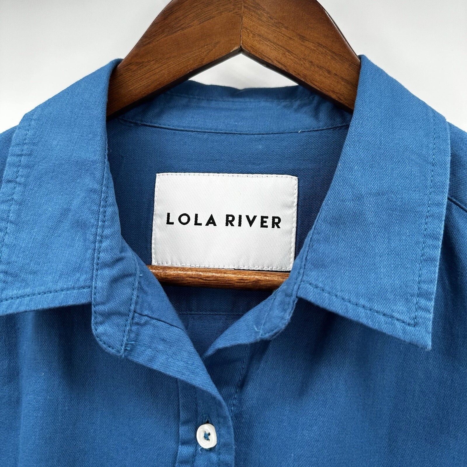 Lola River Shirt Womens Medium Blue Button Down Minimalist Office