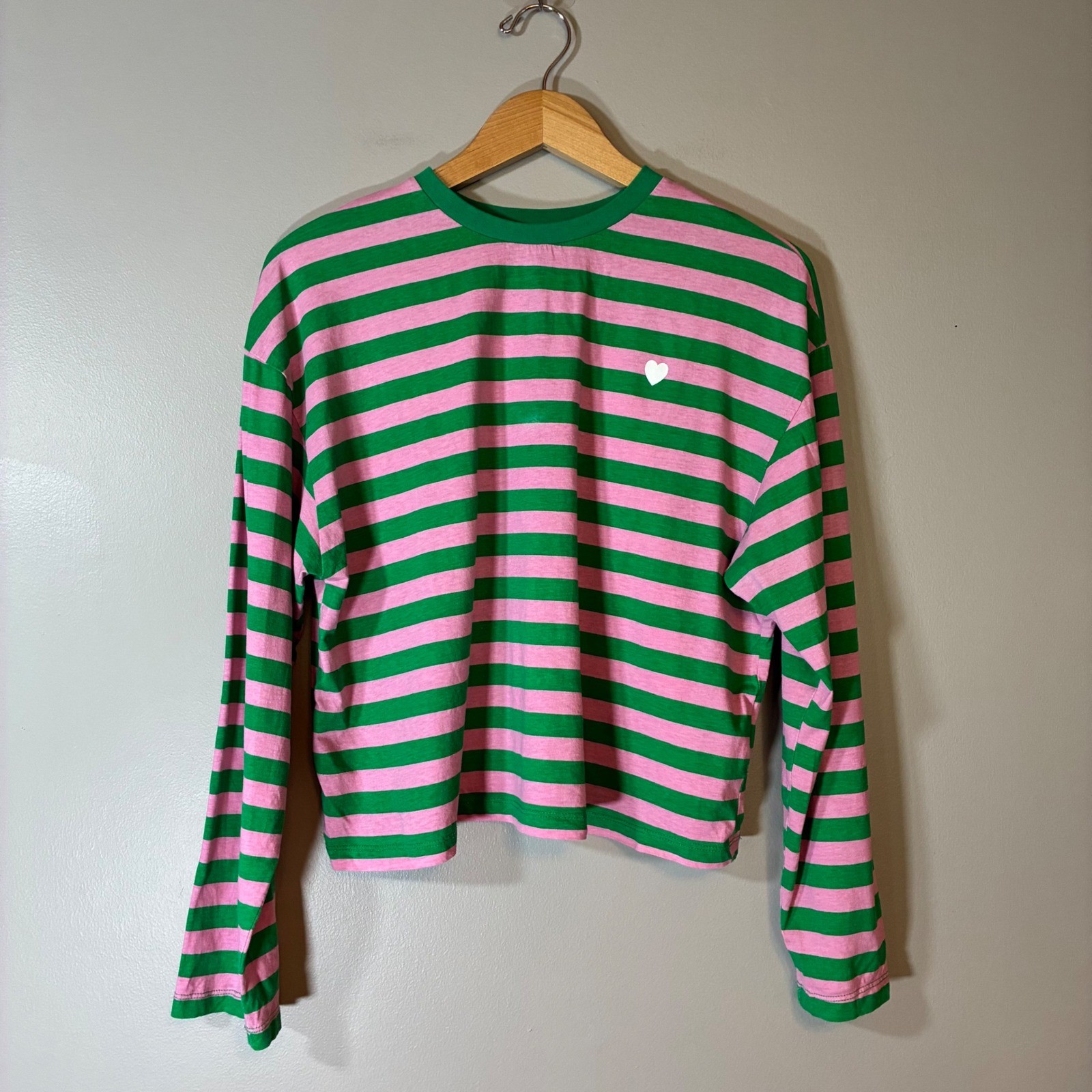 HM Divided Green Pink Striped Long Sleeve Heart Tee Shirt Womens Medium