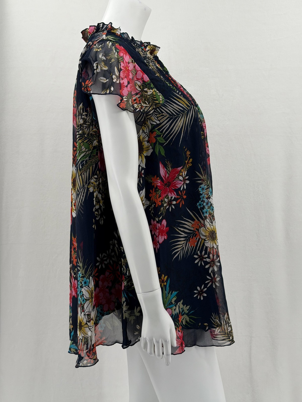 Kate & Mallory Top Women 1X Navy Floral Smocked Chiffon Tunic Boho Office Ruffle
