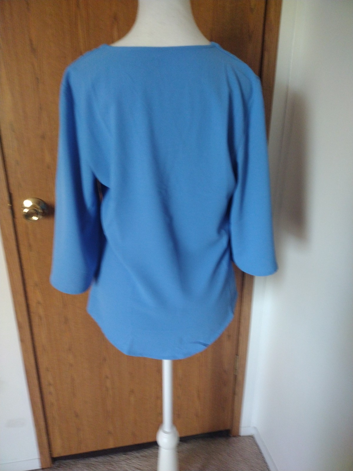 Luvamia Ladies Tops 1 Blue/1 Pink 3/4 Sleeves Button Up Tie At The Bottom Small
