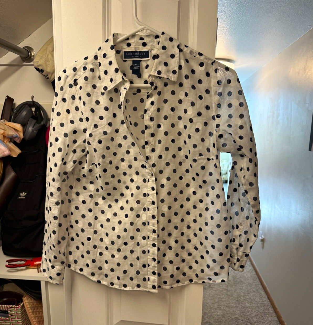 Karen Scott Petites PS White/Blue Polka Dot Cotton Collared Button-Down Shirt