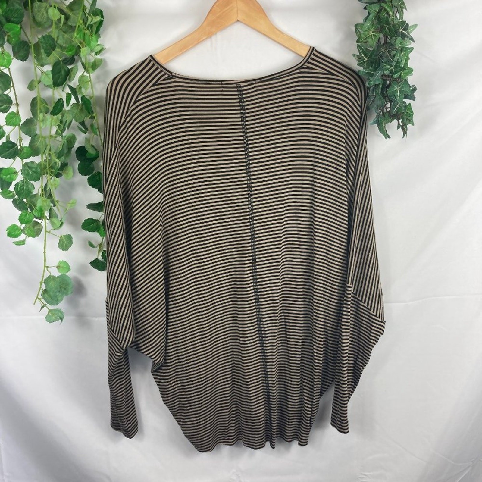 n/p soft striped lounge top S