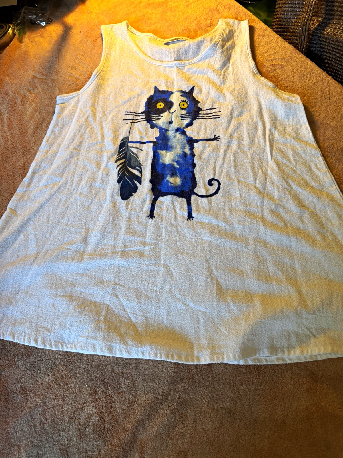 Cotton Made Casual Womens M White Scoop Neck Sleeveless Tank Top Blue Cat