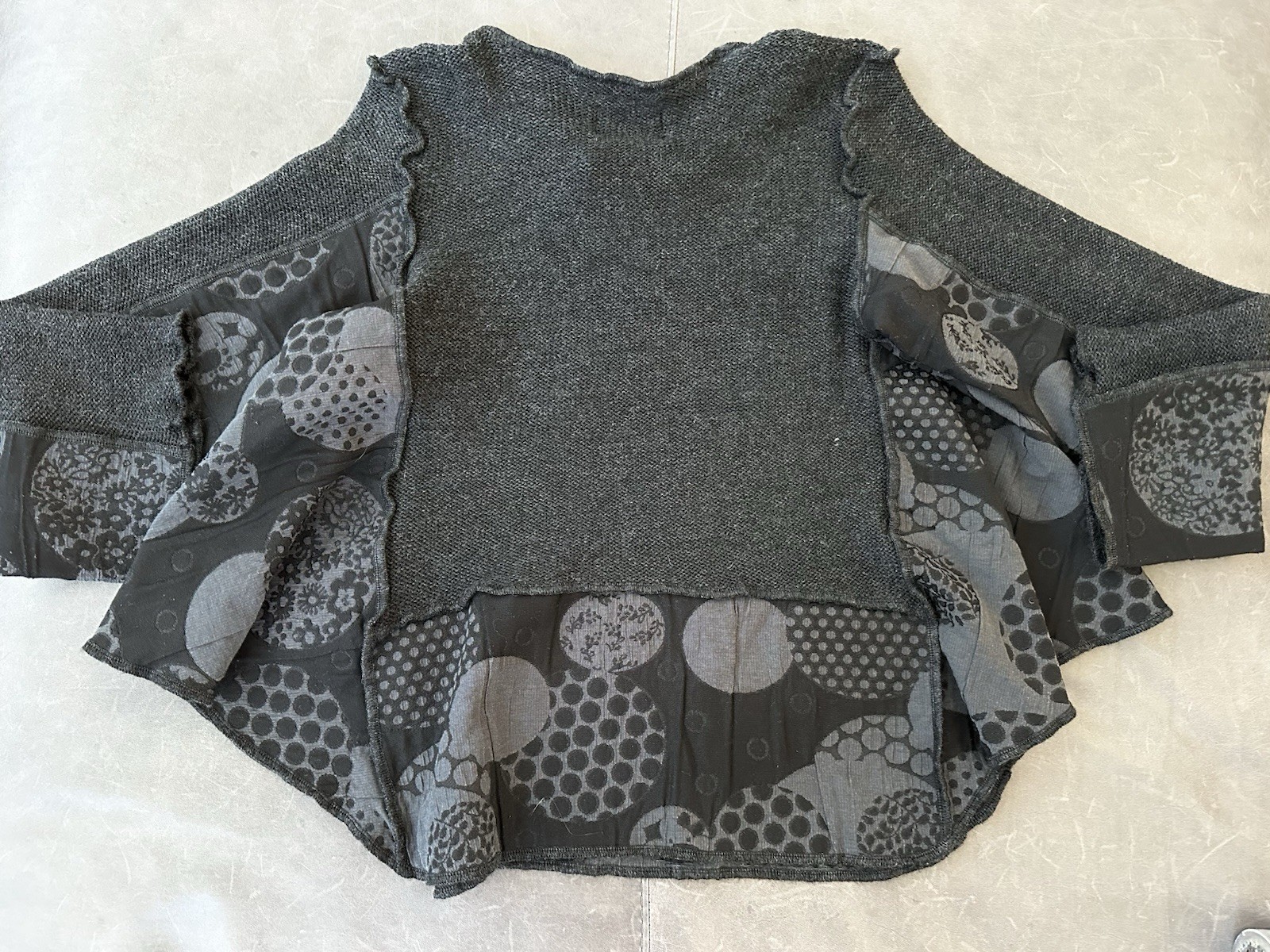 Prisa Collection One Size Top Cape Black Grey 3/4 Sleeves Wool European