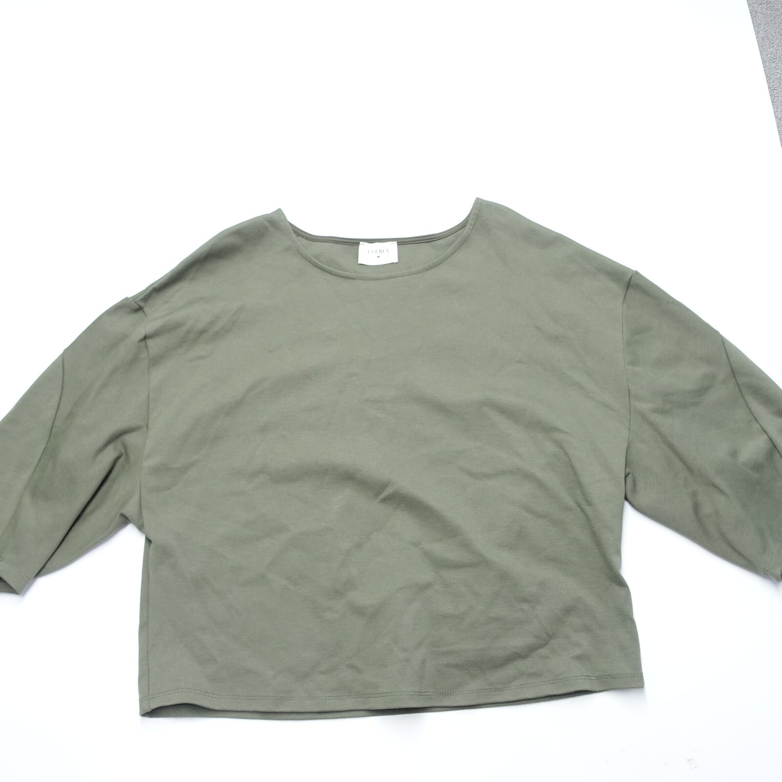 Everly T-Shirt Women’s Large Green Rayon Cropped Jersey Short Sleeve Stretch