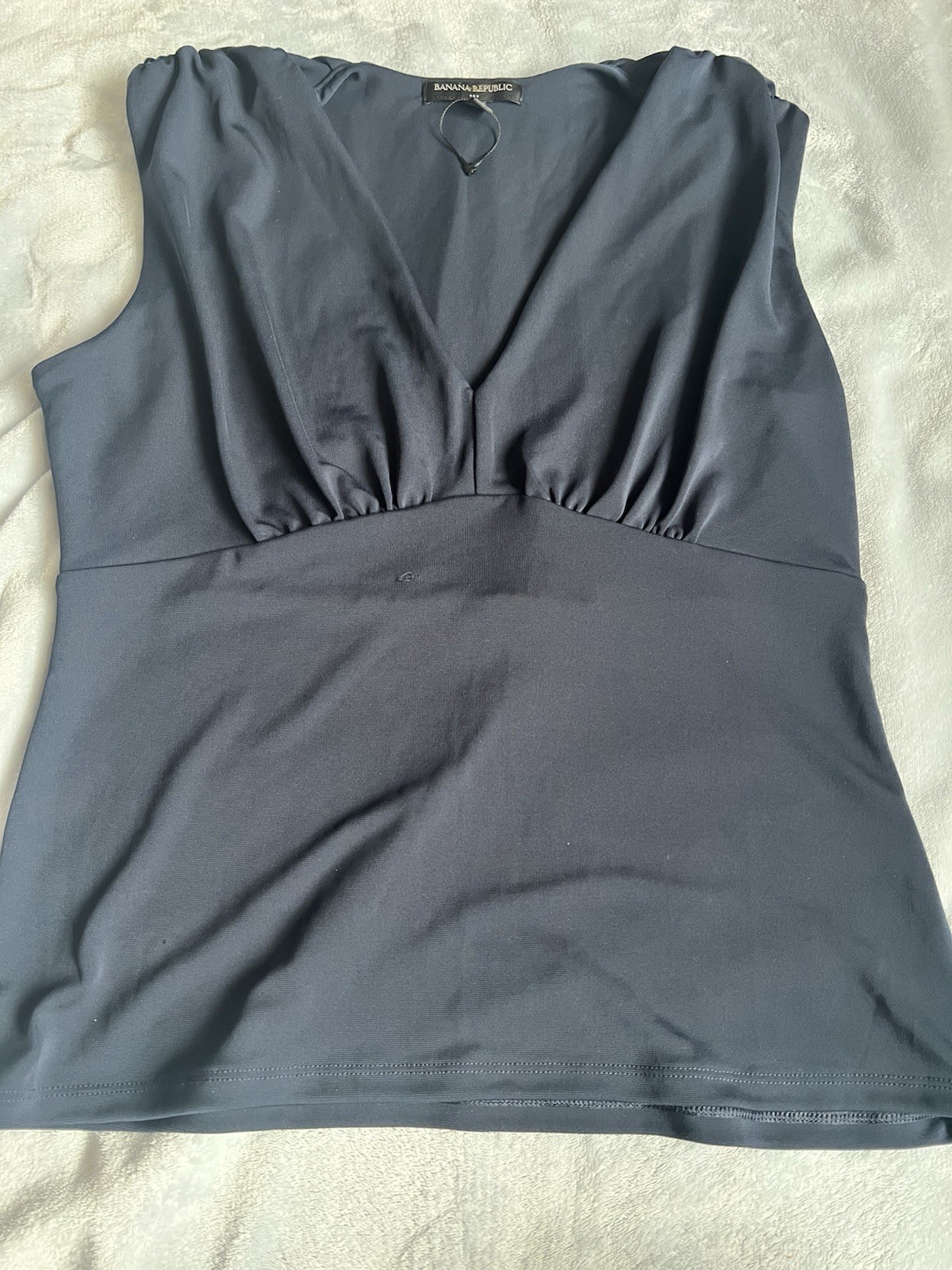 Banana Republic V-neck Shirred Navy Top Size M