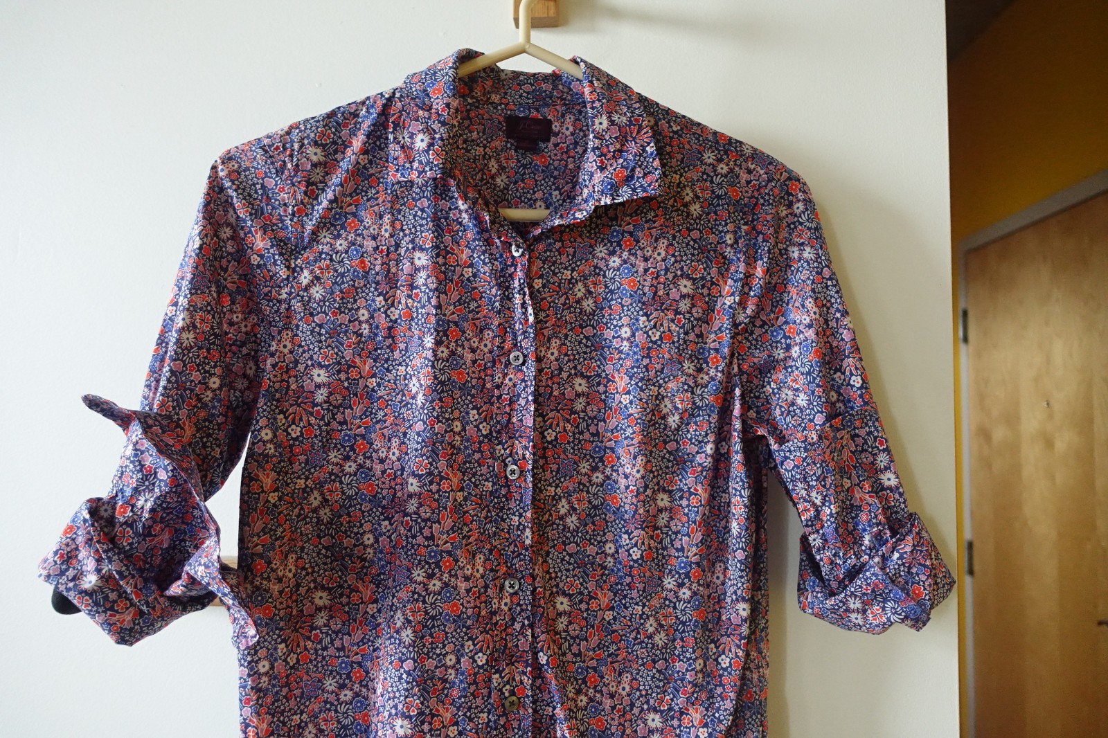 J. Crew L0594 Blouse shirt button down top in Kayoko Sunset Indigo Floral XS 0 2