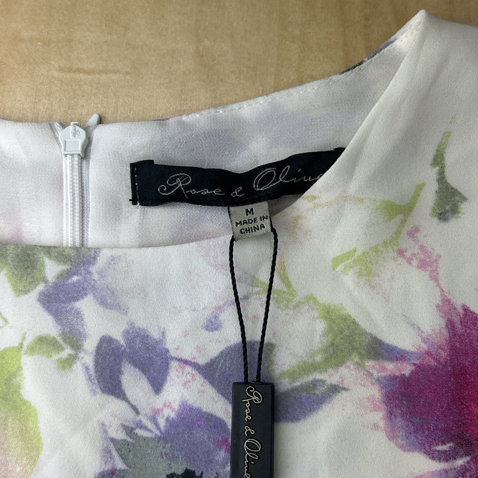 Rose & Olive Floral Blouse Womens Medium Sleeveless Sheer Layered Tank NWT