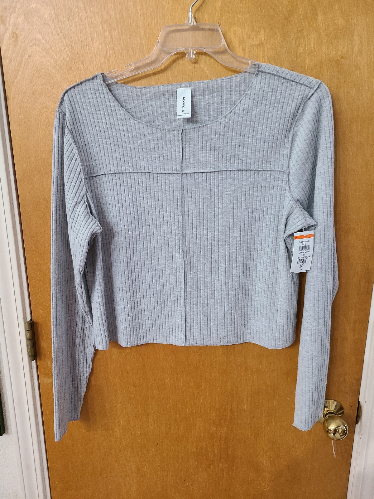 Lot Of 2 Women’s Tops, Abound Gray 2x Crop NWT & Wavvy 3x Coral Sleeveless NWOT