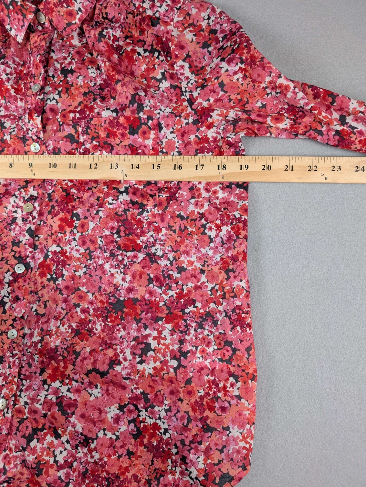 J. Jill Ditsy Button-Down Floral Blouse Lightweight Office Semi Sheer Size S