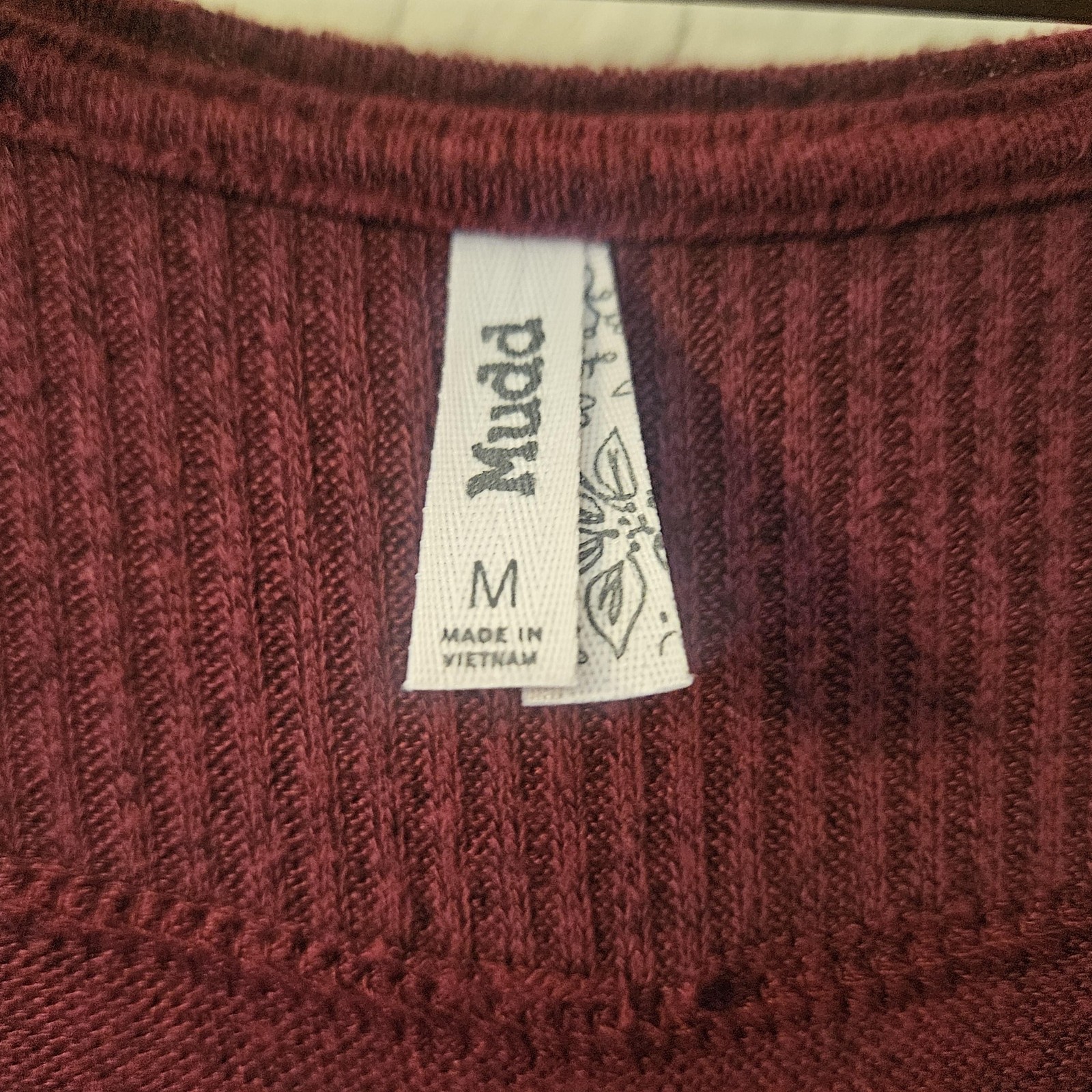 Mudd Blouse Womens M Red Tunic Scoop Neck Long Sleeve Flared Stretch Relax Fit