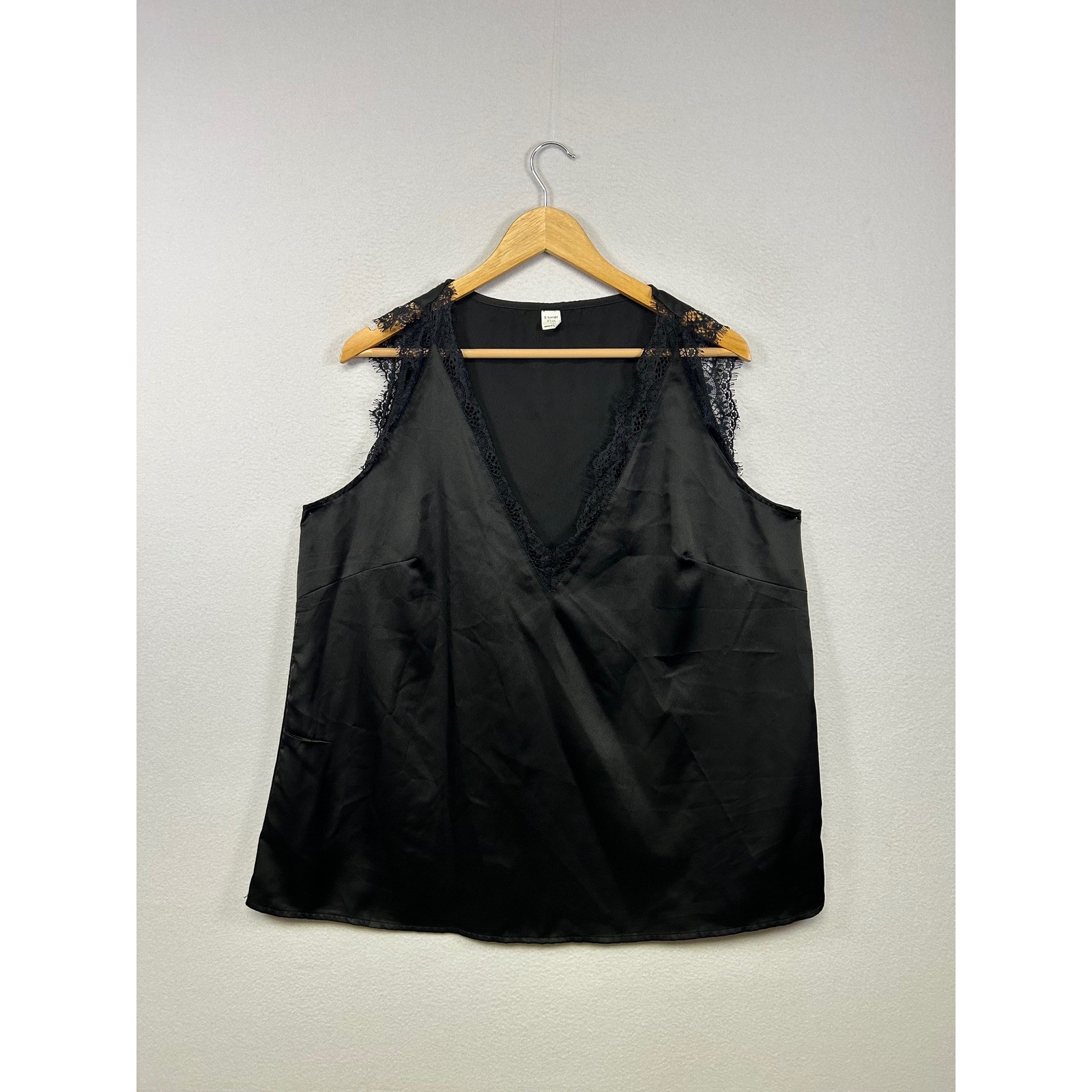 Night Out Lace Trim Satin Chic Women XL Plus Black V-Neck Camisole Tank Top