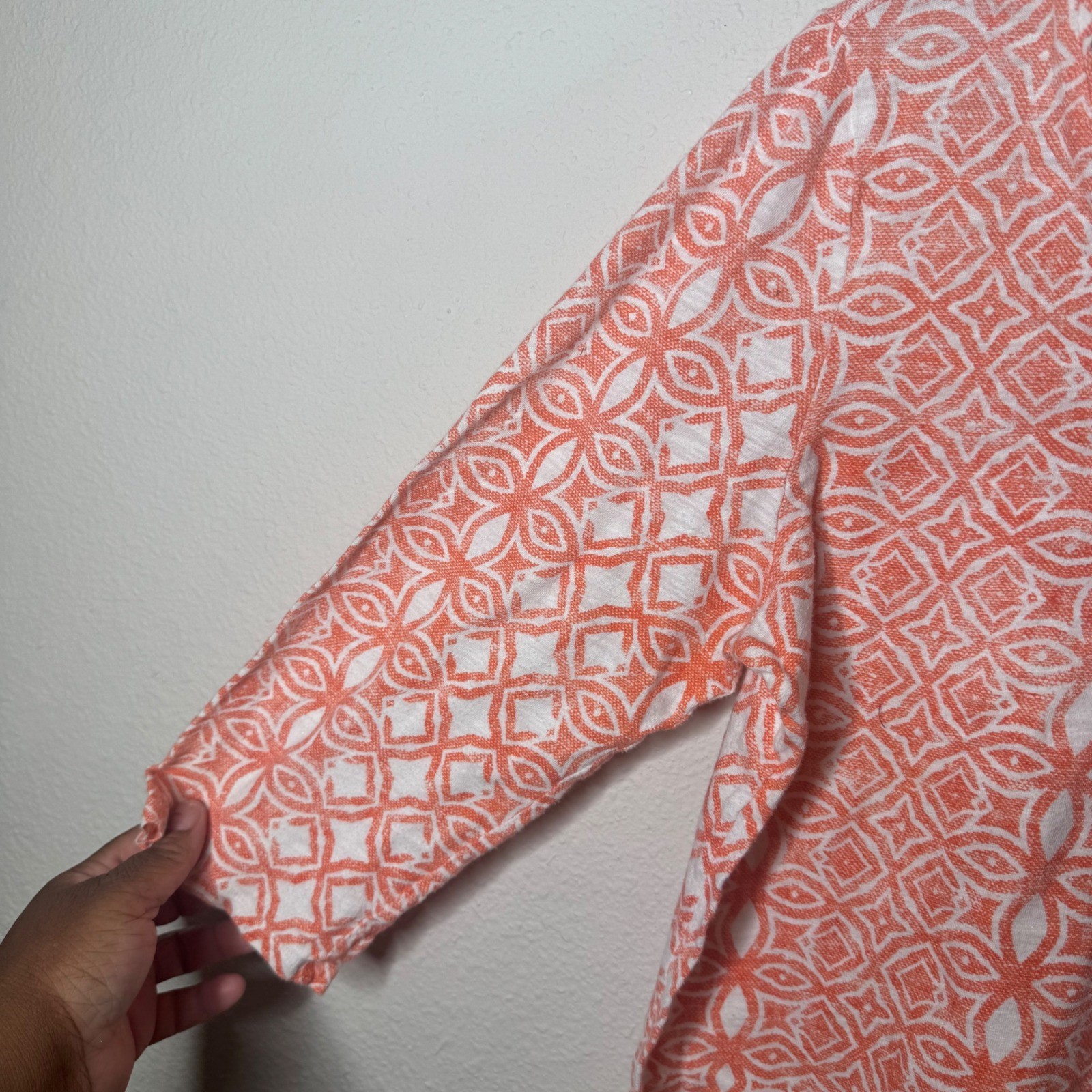 Chicos The Ultimate Tee Womens Orange Geometric Print V Long Sleeve Top 2(L)