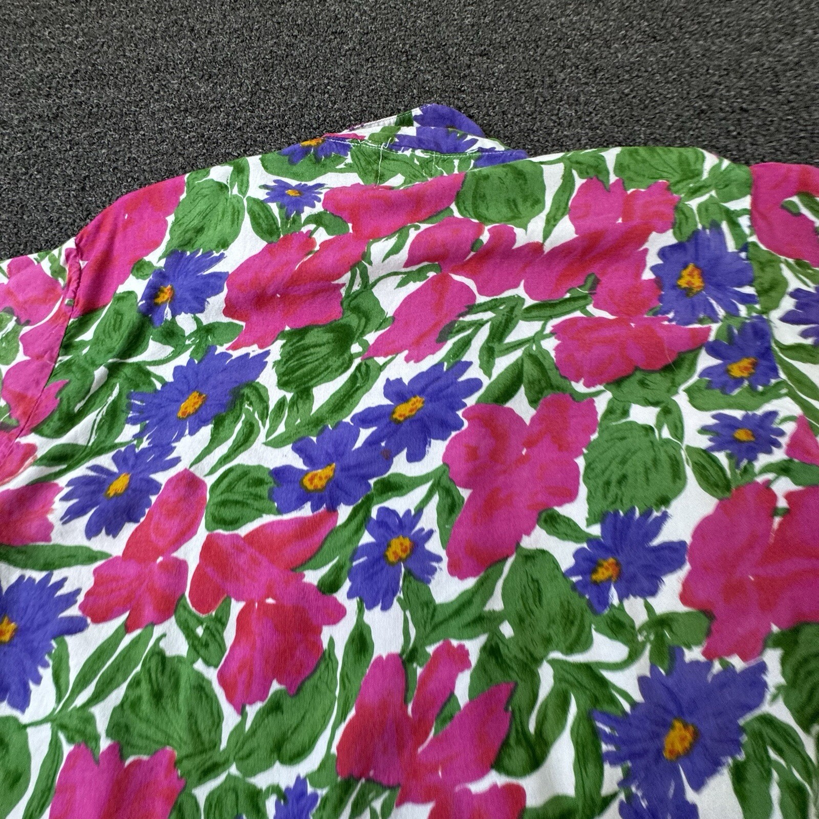 Short Circuit Vintage Womens Large Flowered Button Down Top Blouse Shirt