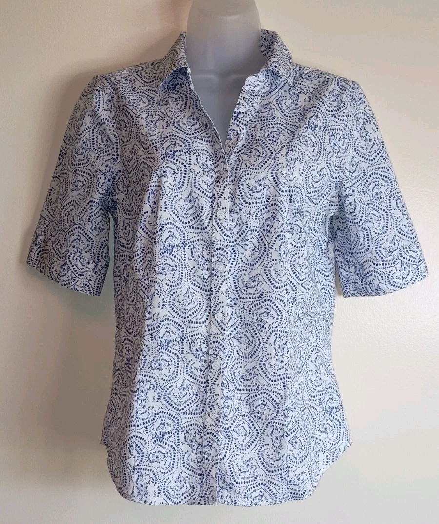 Talbots Blue White Paisley Button Front Shirt Womens 8 Wrinkle Resistant Top