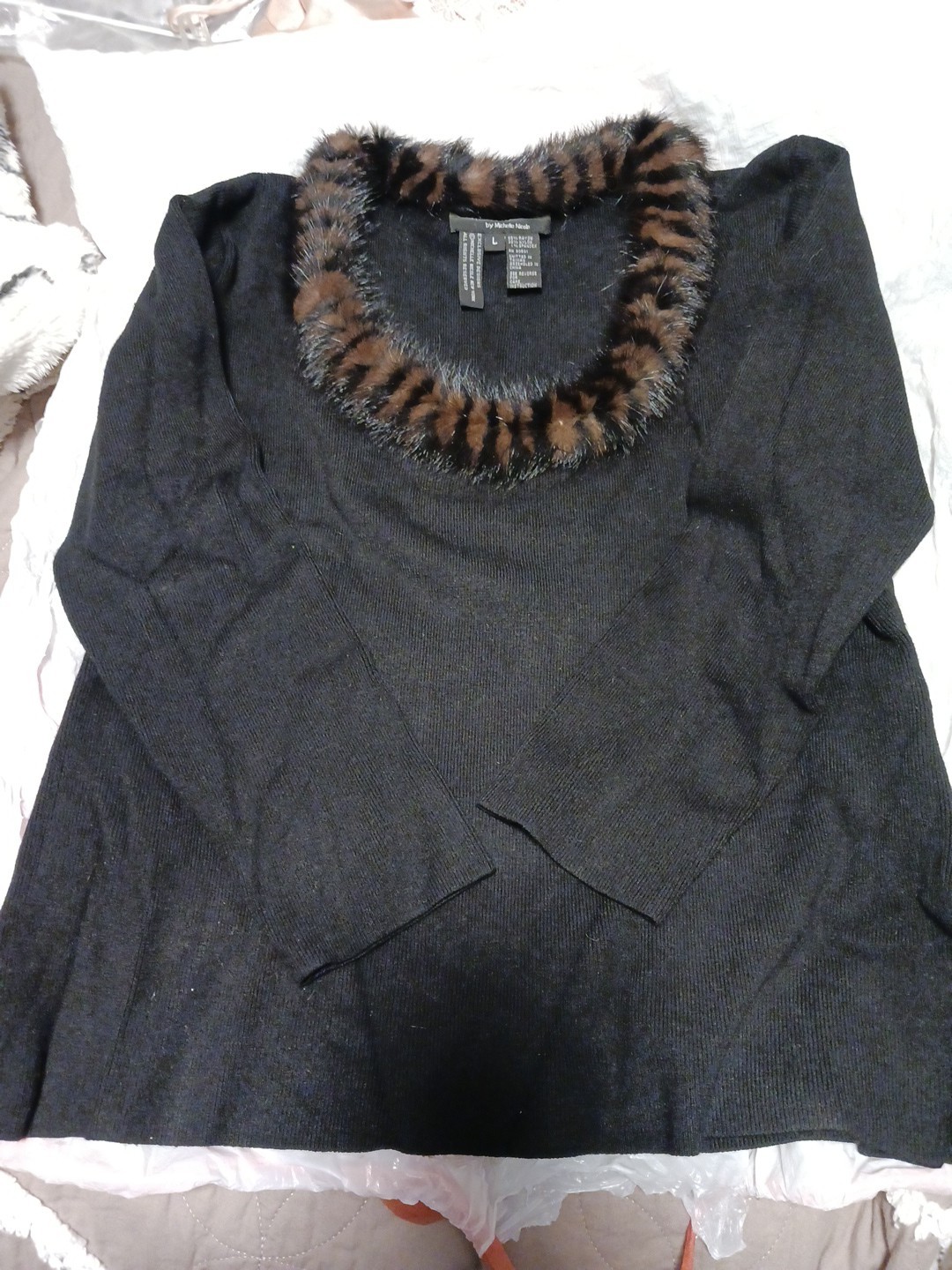 Items By Michelle Nicole Fur Collar L