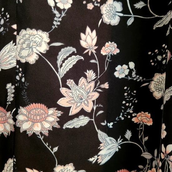 Pleione V-Neck‎ Floral Blouse Women’s Medium