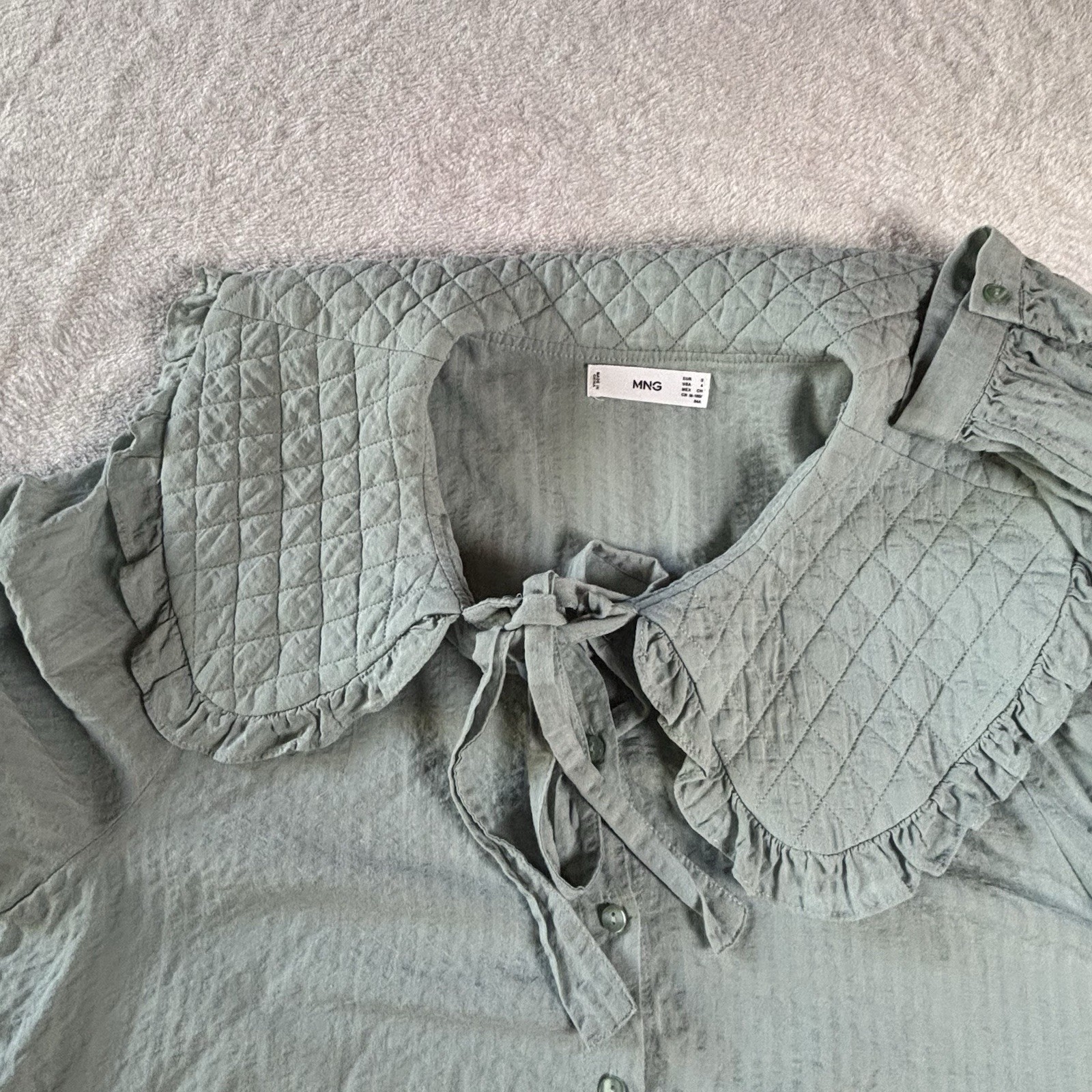 MNG Mango Green Bottom Down blouse Size S Oversize Ruffled Quilted Collard -tie