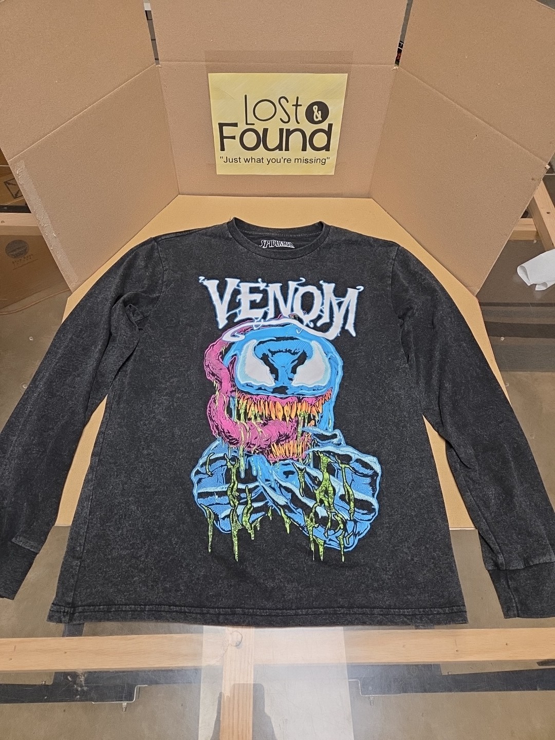 Venom Spider-Man Marvel Black Long Sleeve Size Medium