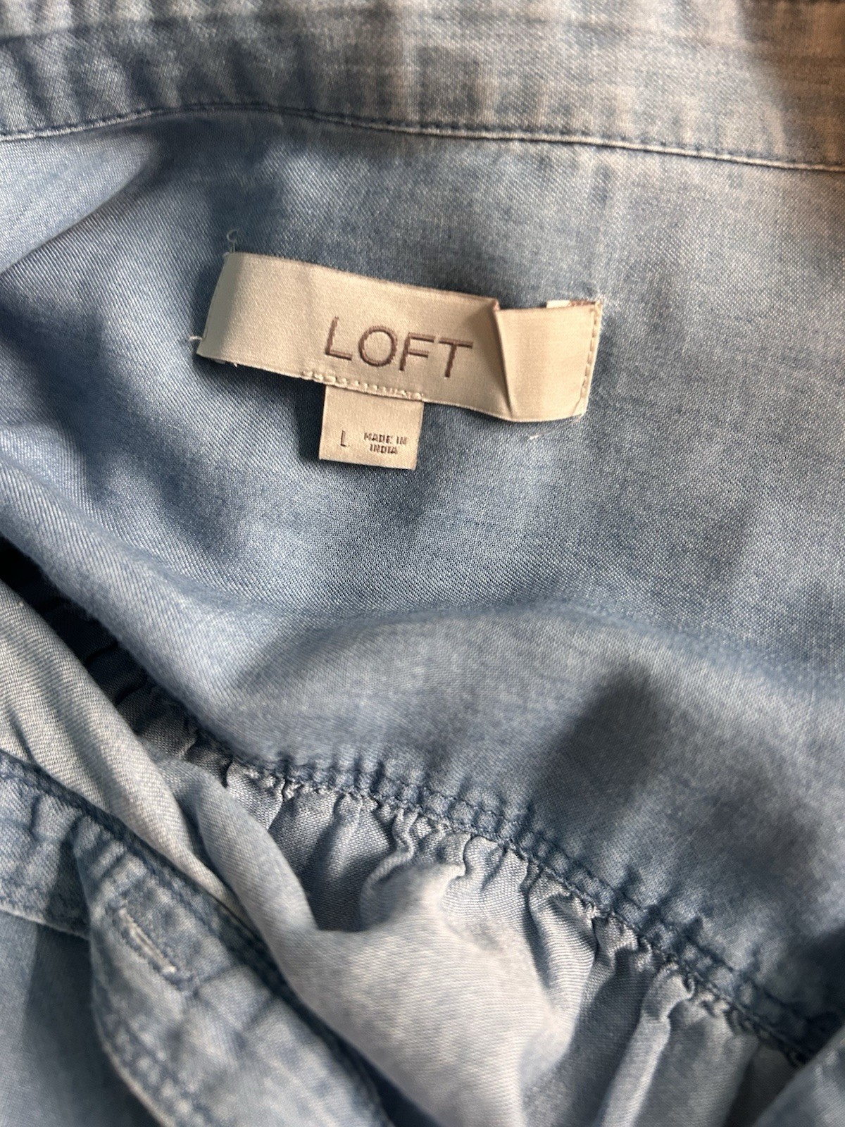 LOFT Light Wash Chambray Lyocell Button Front Shirt Womens L