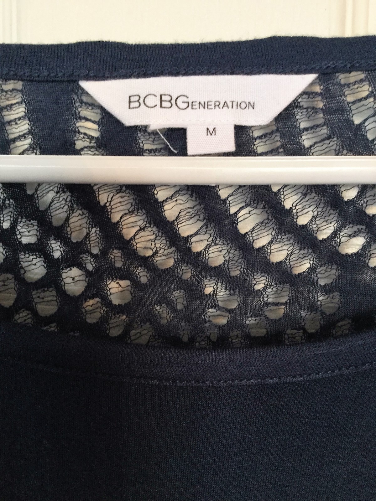 BCBG Generation $68 Top Navy Blue Open Knit Back Dolman Sleeves Rayon SZ MED