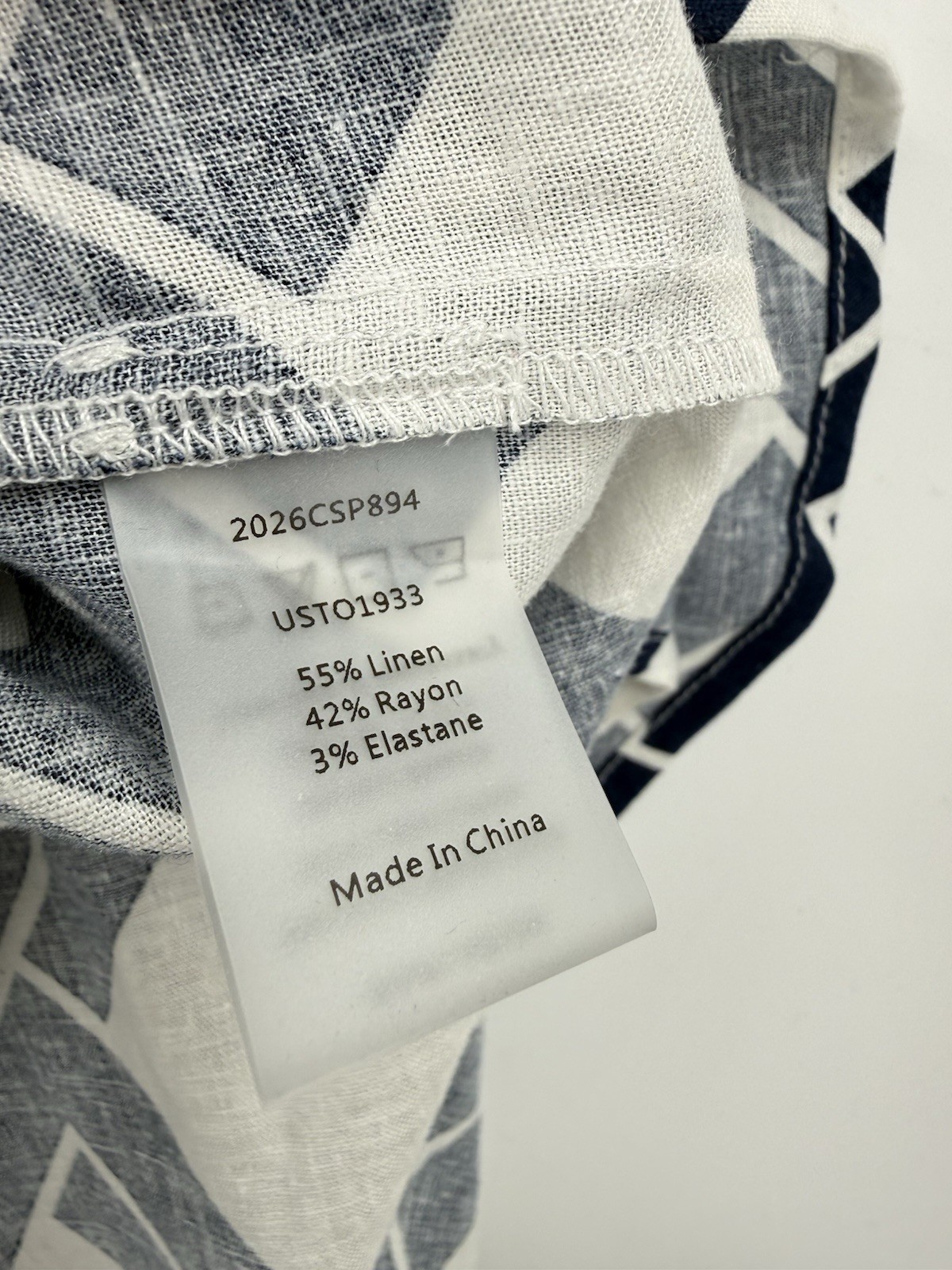 Universal Standard Avalon Linen Blend Blouse in Geometrica Print Size L, 22-24