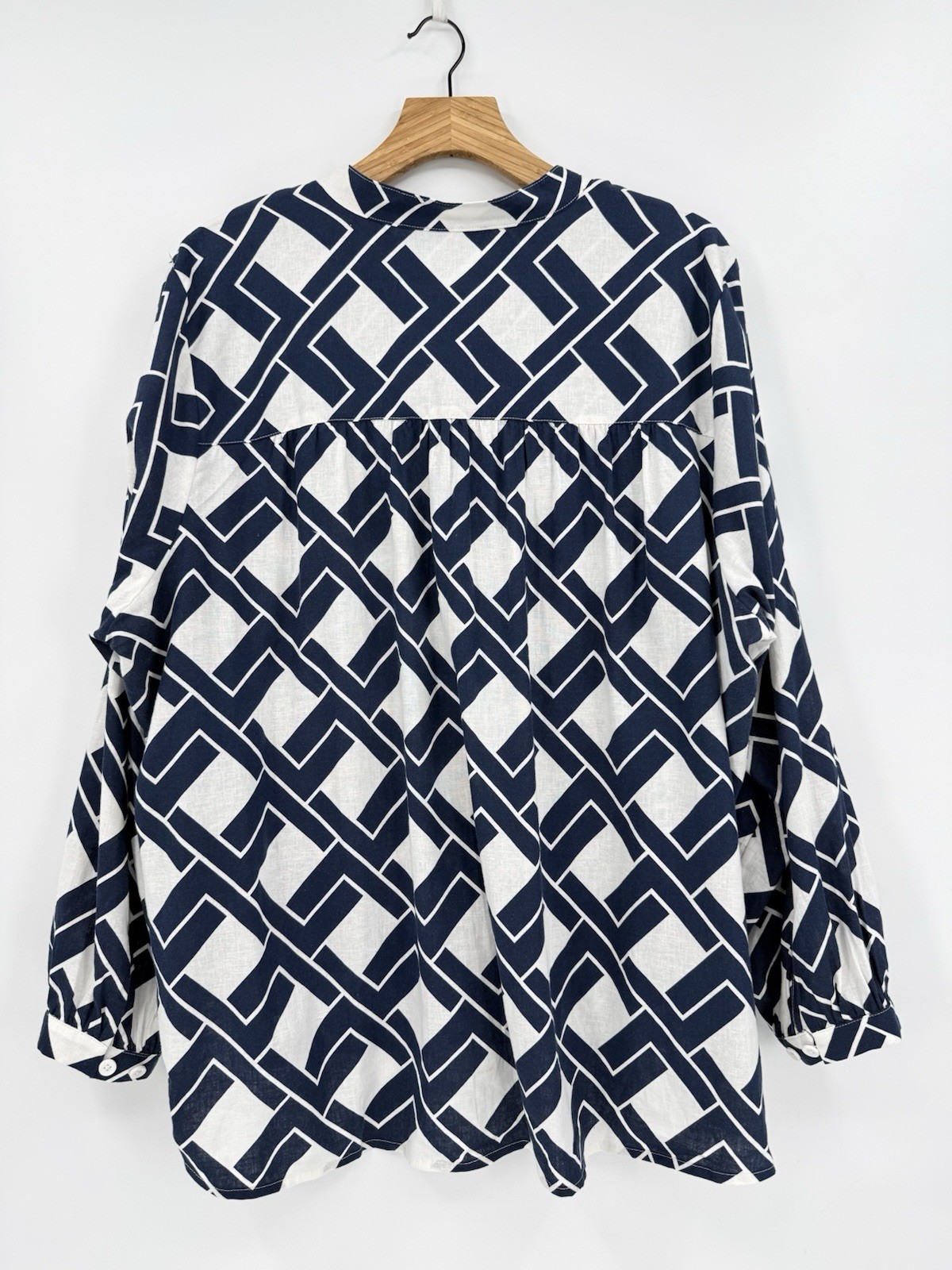 Universal Standard Avalon Linen Blend Blouse in Geometrica Print Size L, 22-24